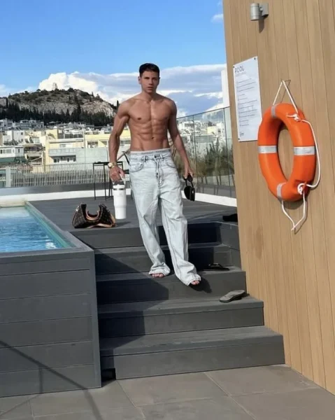Bruno, bust size , height 178, weight 79, age 26, photo 9