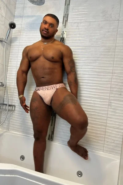 Andres, bust size , height 188, weight 120, age 29