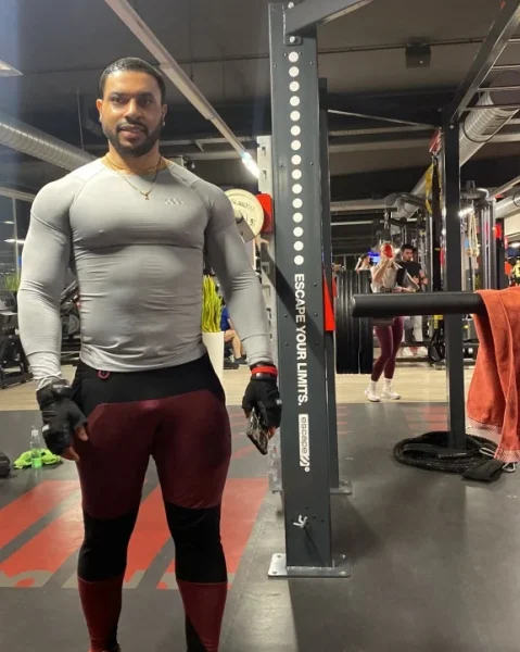 Andres, bust size , height 188, weight 120, age 29, photo 7