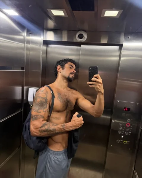 August, bust size , height 190, weight 93, age 25, photo 4