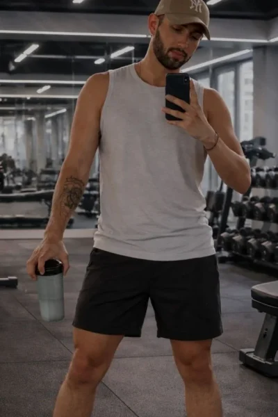 Aurelio, bust size , height 185, weight 72, age 26