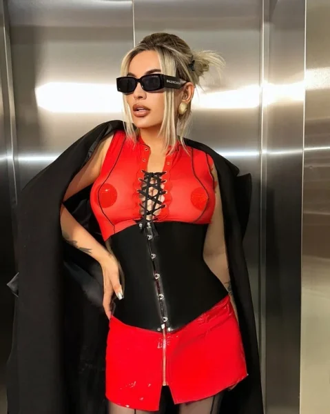 Adele, bust size C, height 170, weight 56, age 24, photo 17