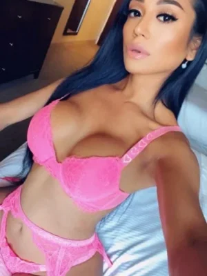 Alma, bust size , height 167, weight 58, age 25
