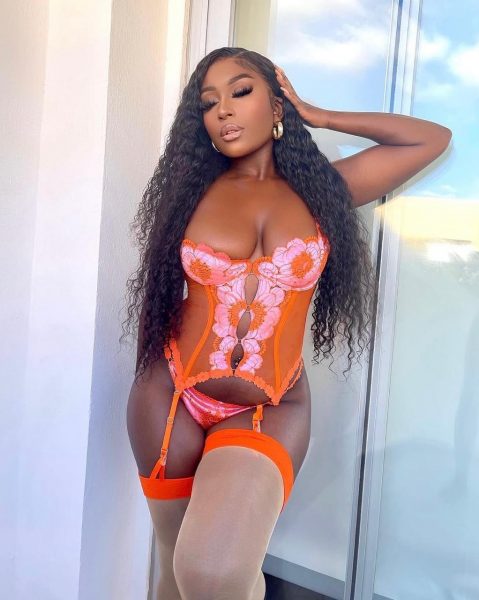 Diva, bust size D, height 168, weight 84, age 28, photo 3