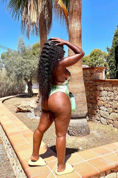 Diva, bust size D, height 168, weight 84, age 28
