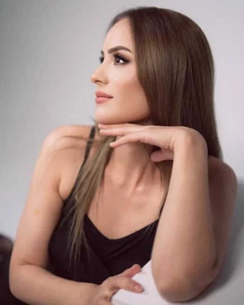 Daryna, bust size C, height 167, weight 49, age 26, photo 30