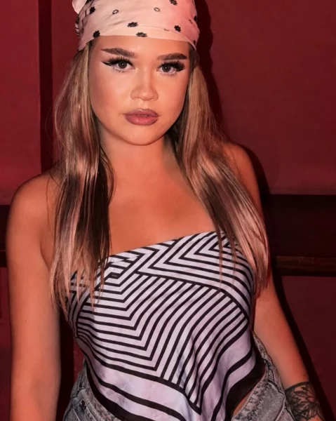 Barno, bust size B, height 180, weight 69, age 24, photo 13