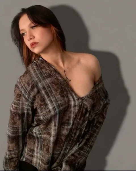 Aisha, bust size B, height 164, weight 58, age 19, photo 15