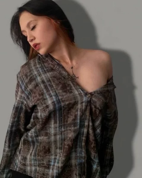 Aisha, bust size B, height 164, weight 58, age 19, photo 18