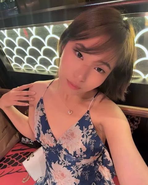 Juliana, bust size A, height 158, weight 45, age 21, photo 30