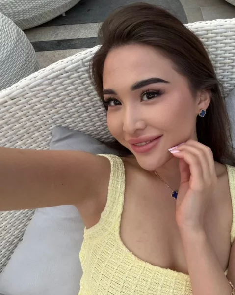 Isabela, bust size C, height 167, weight 55, age 23, photo 12