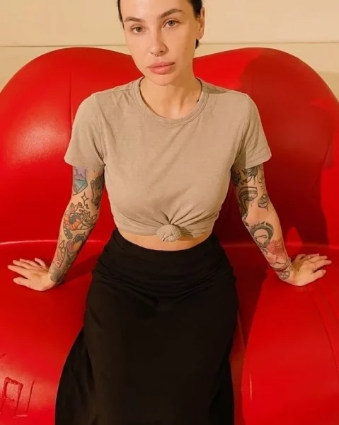 Eliza, bust size D, height 170, weight 63, age 27, photo 11