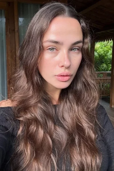 Eliza, bust size D, height 170, weight 63, age 27