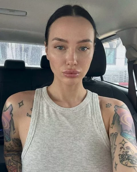 Eliza, bust size D, height 170, weight 63, age 27, photo 9