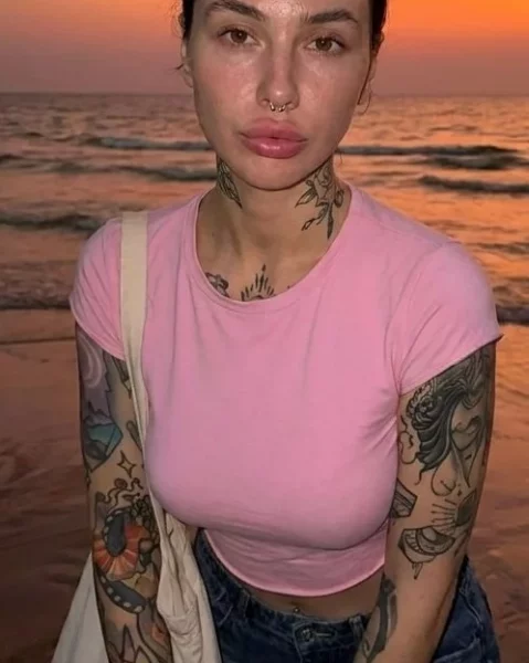 Eliza, bust size D, height 170, weight 63, age 27, photo 10