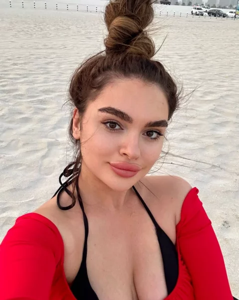 Wanda, bust size D, height 172, weight 70, age 22, photo 9