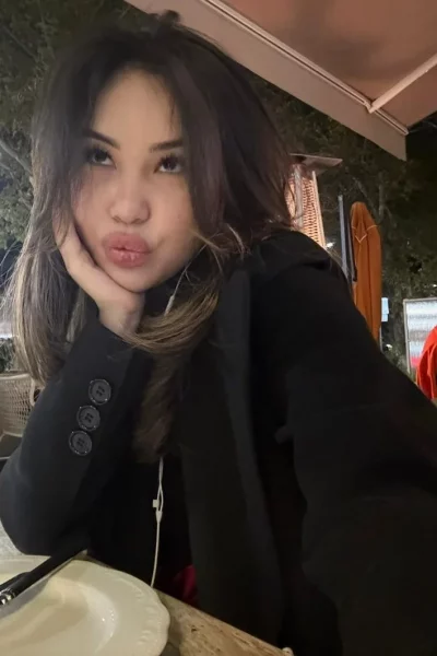 Natalia, bust size B, height 160, weight 50, age 21