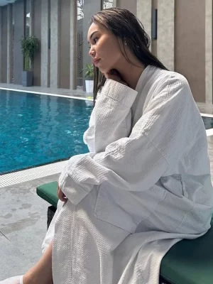 Natalia , bust size B, height 160, weight 50, age 21