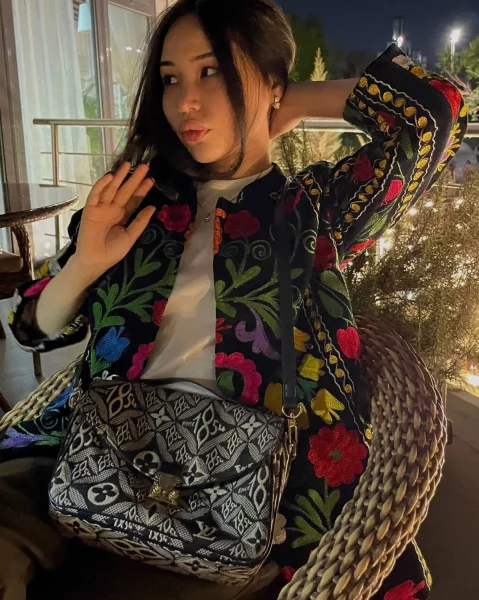 Natalia, bust size B, height 160, weight 50, age 21, photo 38