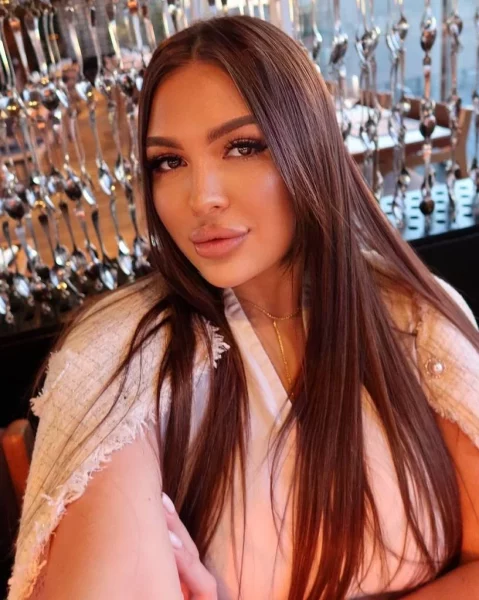 Rania, bust size C, height 173, weight 60, age 26, photo 15