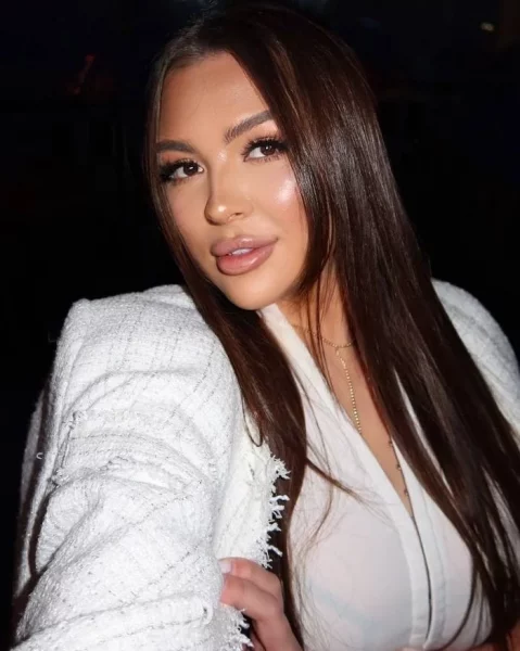 Rania, bust size C, height 173, weight 60, age 26, photo 16