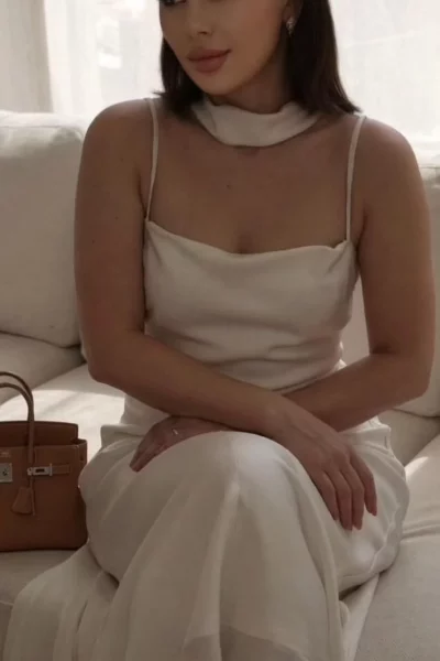Yulianna, bust size B, height 170, weight 65, age 29