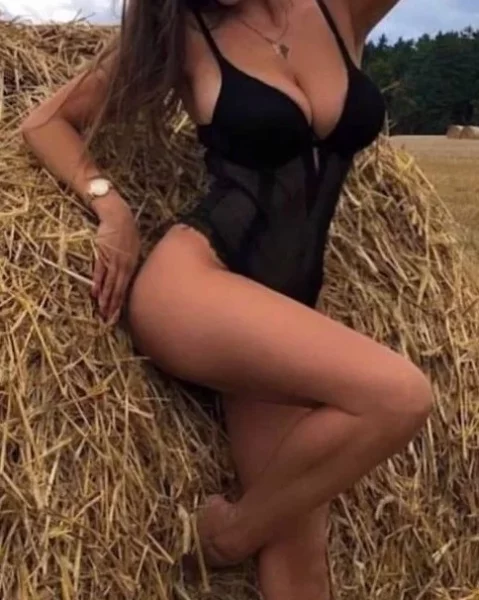Layla, bust size E, height 175, weight 61, age 34, photo 14
