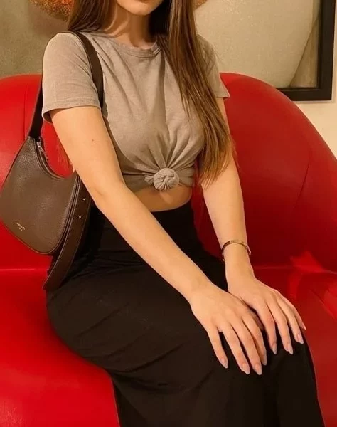 Layla, bust size E, height 175, weight 61, age 34, photo 20