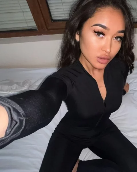 Tomiris, bust size B, height 160, weight 50, age 24, photo 6