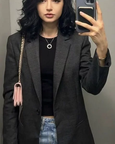 Yasmin, bust size C, height 170, weight 50, age 20, photo 13