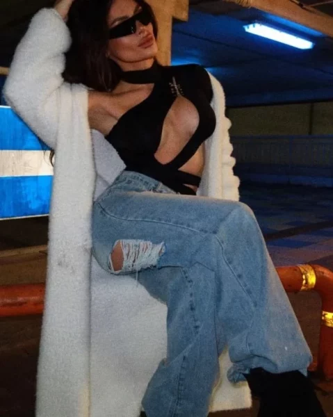 Rayhona, bust size C, height 170, weight 55, age 26, photo 43