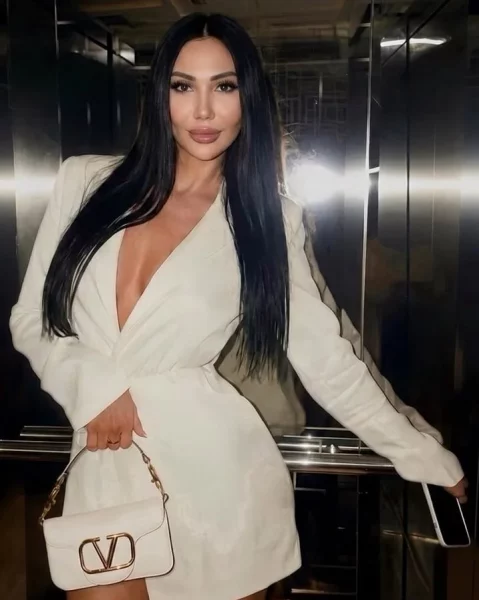 Ayaulym, bust size B, height 175, weight 64, age 27, photo 23