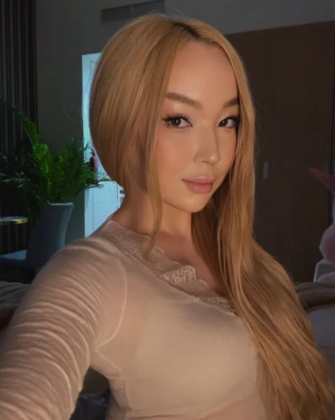Aizere, bust size B, height 167, weight 50, age 21, photo 16
