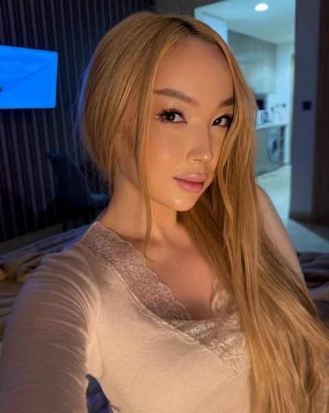 Aizere, bust size B, height 167, weight 50, age 21, photo 17