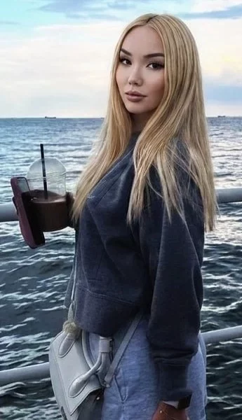 Aizere, bust size B, height 167, weight 50, age 21, photo 23