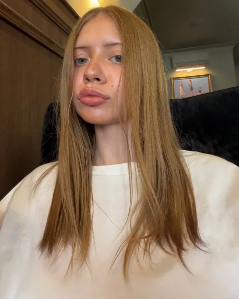 Parisa, bust size B, height 173, weight 51, age 18, photo 3