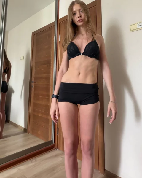 Parisa, bust size B, height 173, weight 51, age 18, photo 9