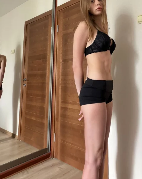 Parisa, bust size B, height 173, weight 51, age 18, photo 10